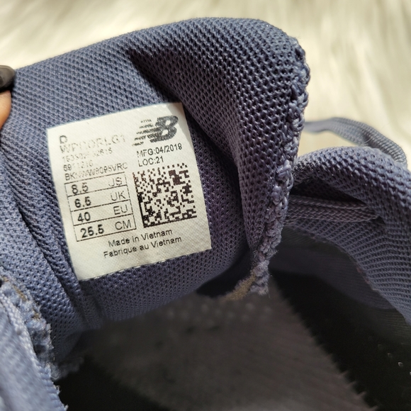 New Balance - Picture 9 of 9